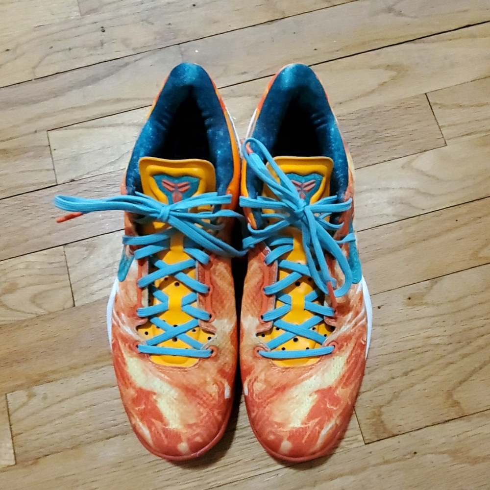 Kobe 8+ All-Star Area 72